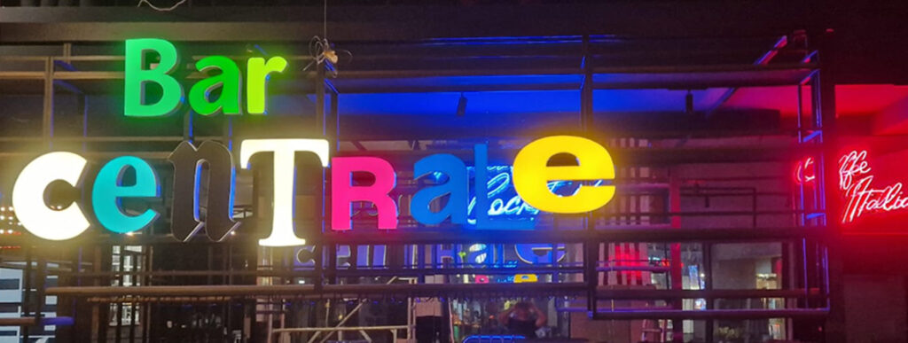 LED Neon Buchstaben - Frontleuchter - Remos Wiesbaden